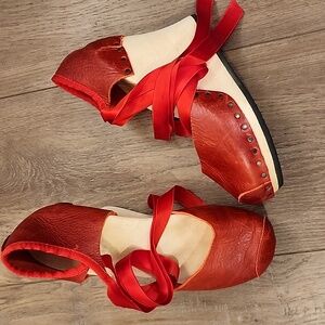 Trippen Wedges Red Leather Lace Up Ankle Ribbon Wooden Wedge Women's size 39/8